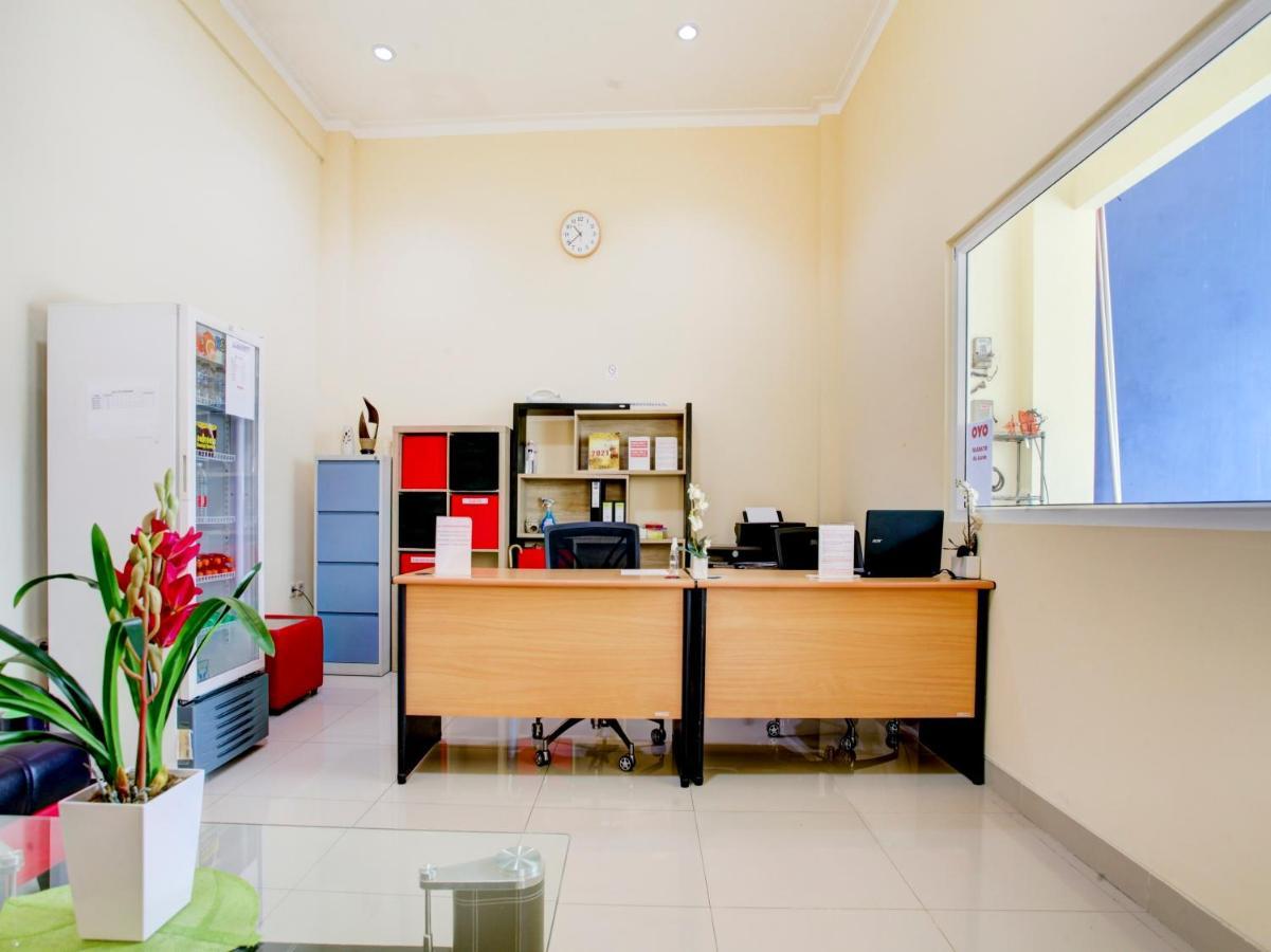 Hotel Oyo 90141 3A Syariah Dżakarta Zewnętrze zdjęcie