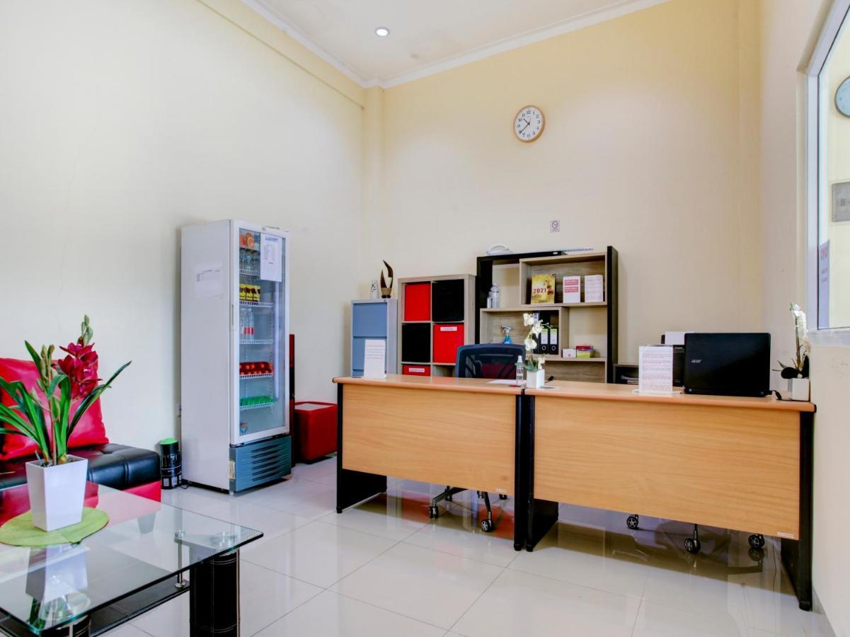 Hotel Oyo 90141 3A Syariah Dżakarta Zewnętrze zdjęcie