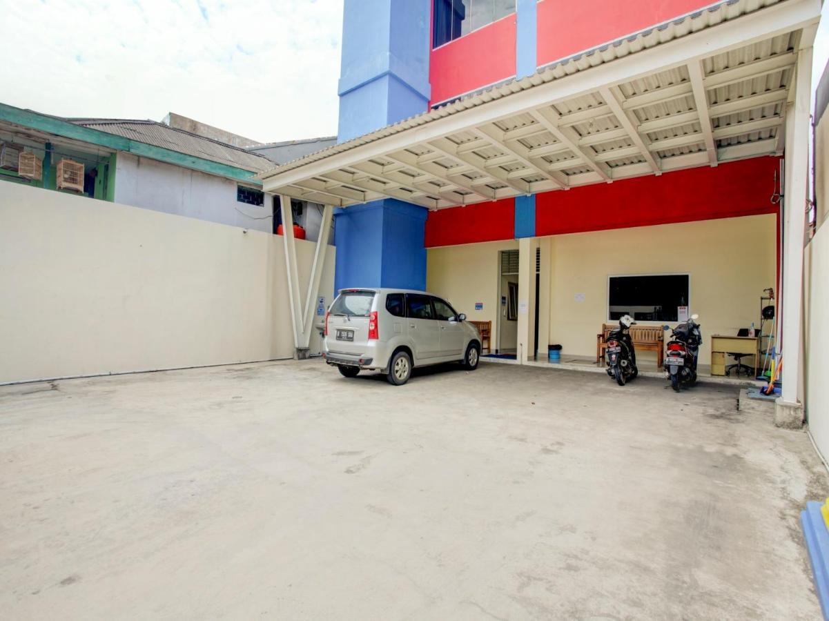 Hotel Oyo 90141 3A Syariah Dżakarta Zewnętrze zdjęcie